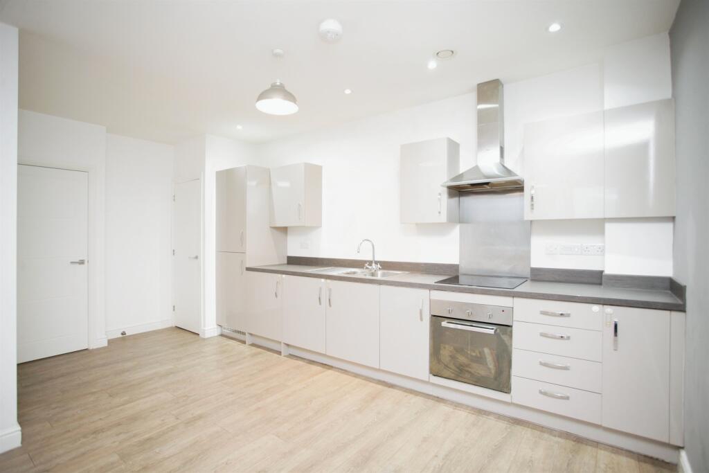 Additional image 5 of Woodside Park, Rugby