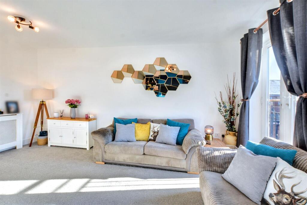 Additional image 12 of Cheal Close, Shardlow