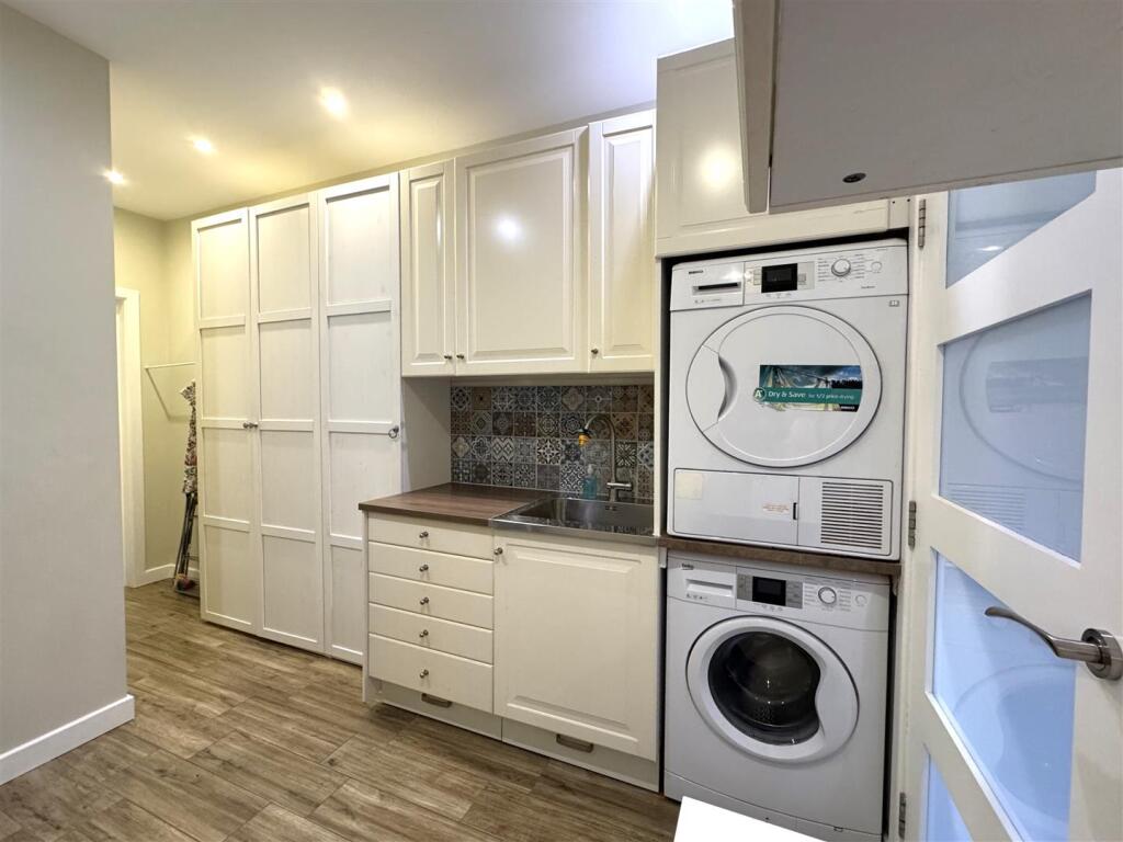 Additional image 13 of Danson Crescent, Welling