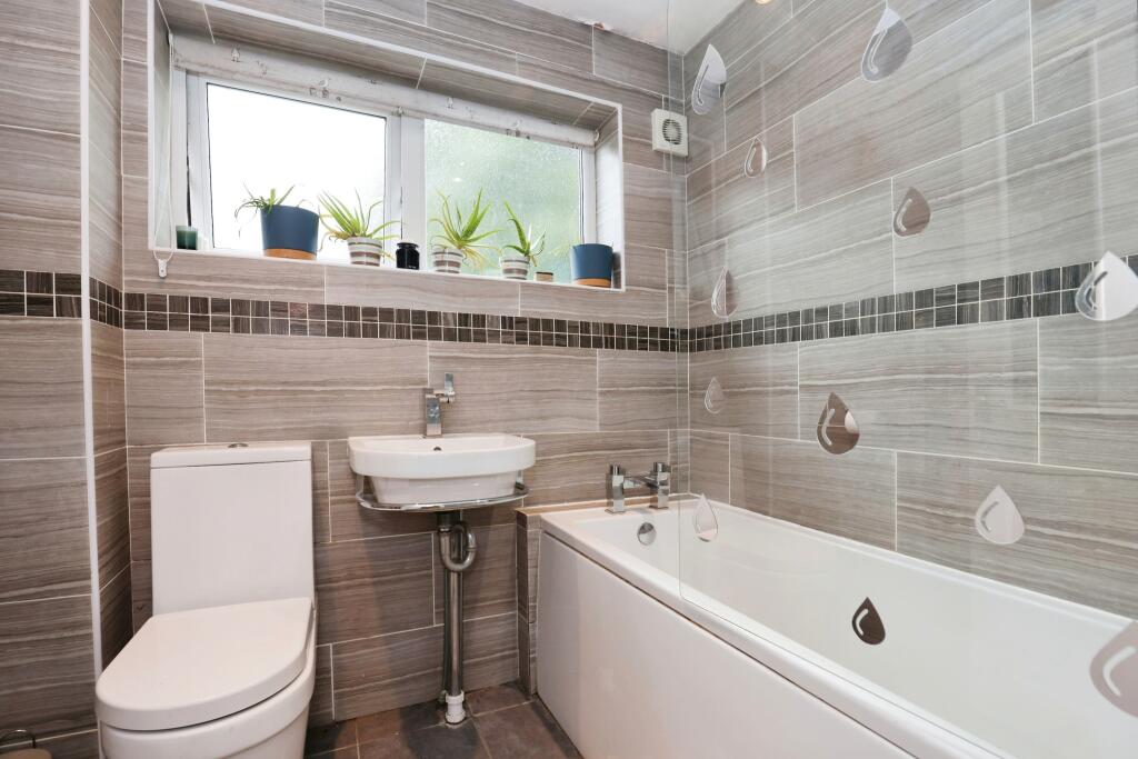 Additional image 20 of Langcliffe Avenue, Warwick, CV34