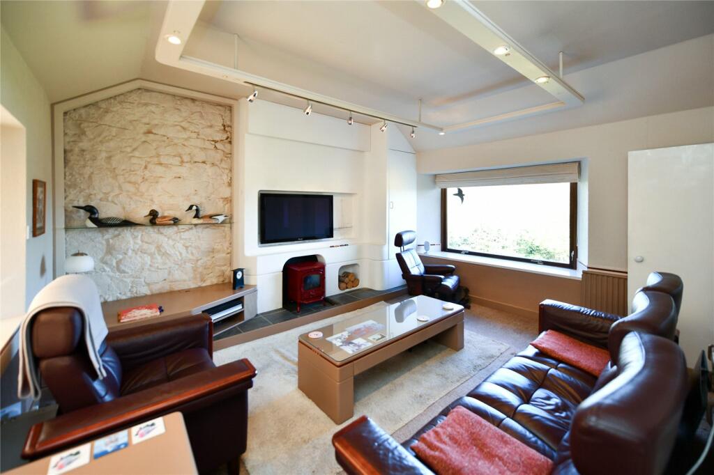 Additional image 3 of Windyridge, 6 Church Road, Auchencairn, Castle Douglas, Dumfries and Galloway, DG7