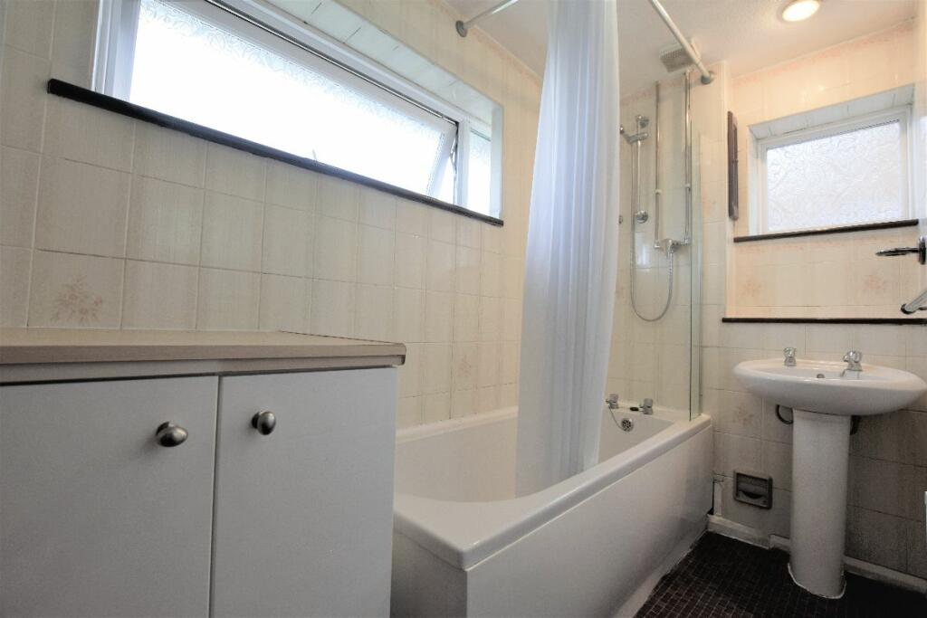 Additional image 4 of 35 Brockenhurst Close