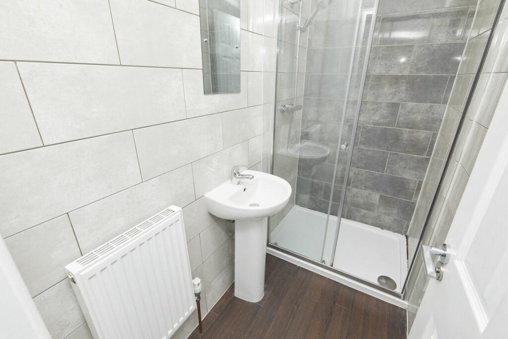 Additional image 30 of Stepping Lane