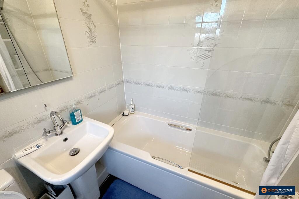 Additional image 10 of Thirlmere Avenue, St Nicolas Park, Nuneaton, CV11 6HU