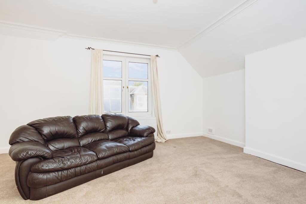 Additional image 18 of Ravetta, Moffat, DG10