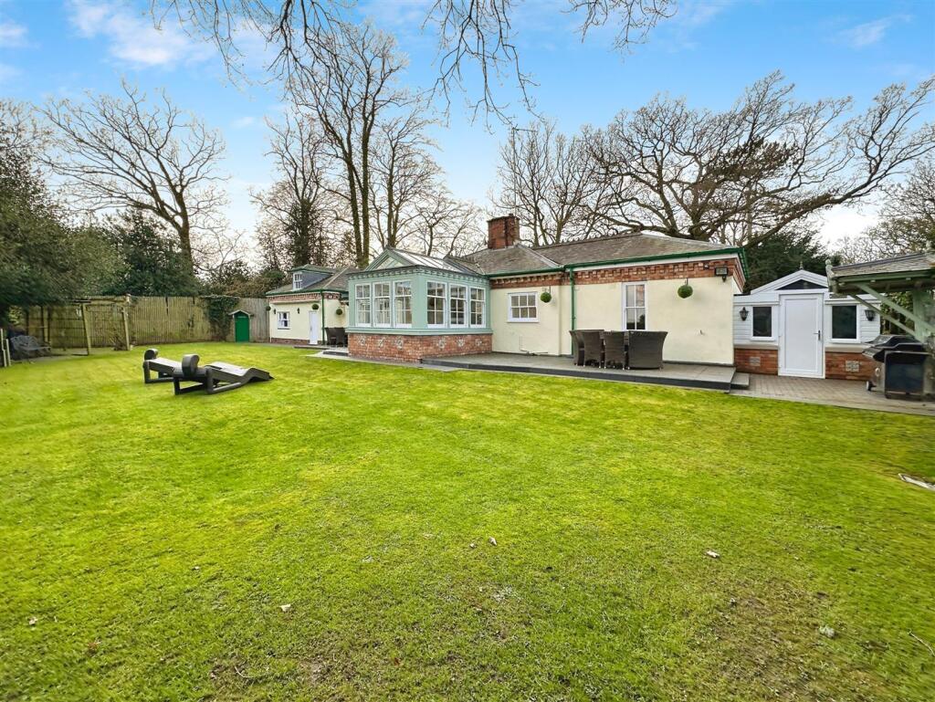 Additional image 22 of Westhill Road, Blackdown, Leamington Spa