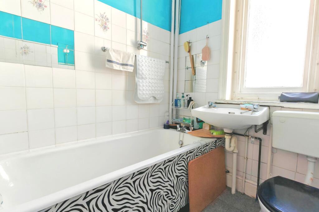 Additional image 12 of Clifton Crescent, Folkestone, Kent