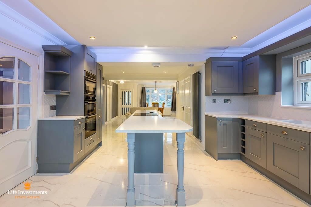 Additional image 3 of High Street, Rugby, Warwickshire, CV21