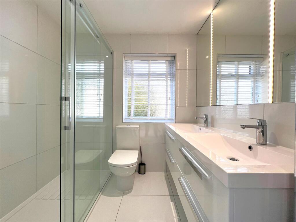 Additional image 38 of Chance Fields, Radford Semele, Leamington Spa