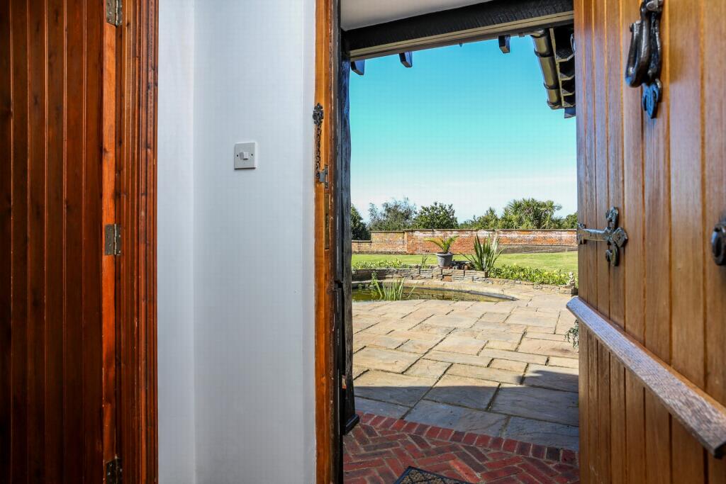 Additional image 12 of Bassett Close, Hythe, CT21