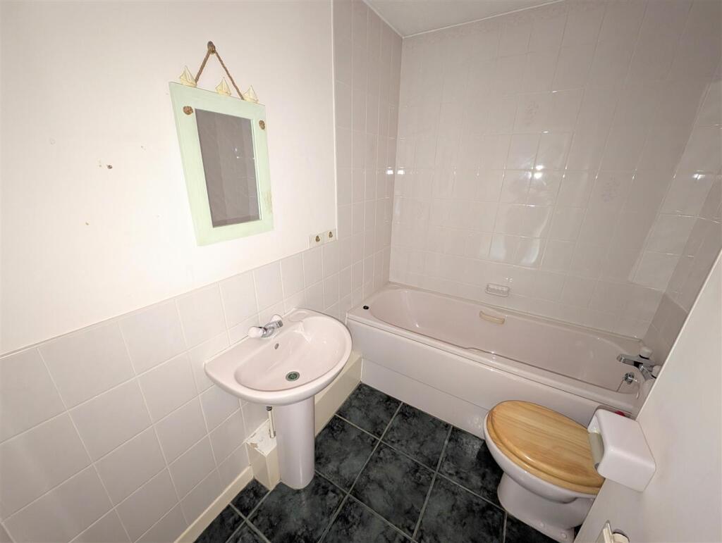 Additional image 12 of Brookmere Close, Sandbach