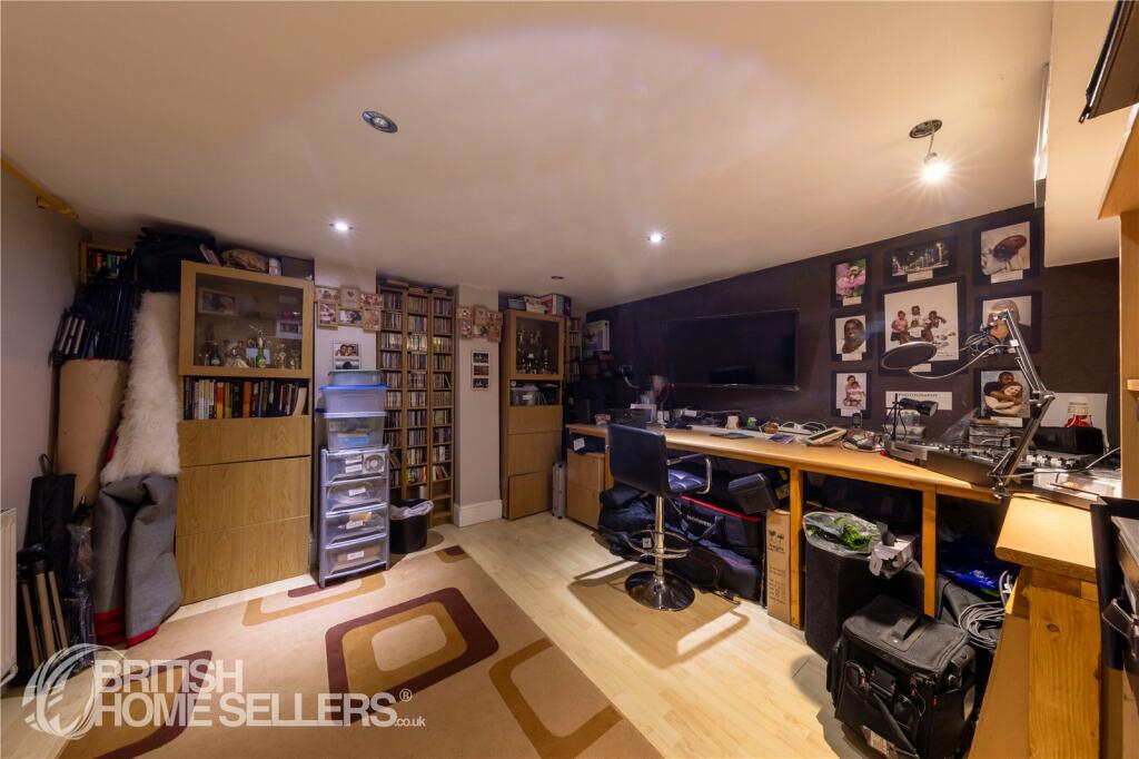 Additional image 12 of Broom Mead, Bexleyheath, DA6