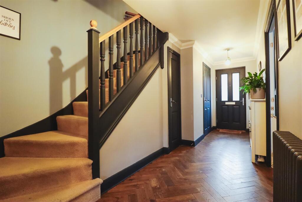 Additional image 31 of Galanos, Long Itchington, Southam