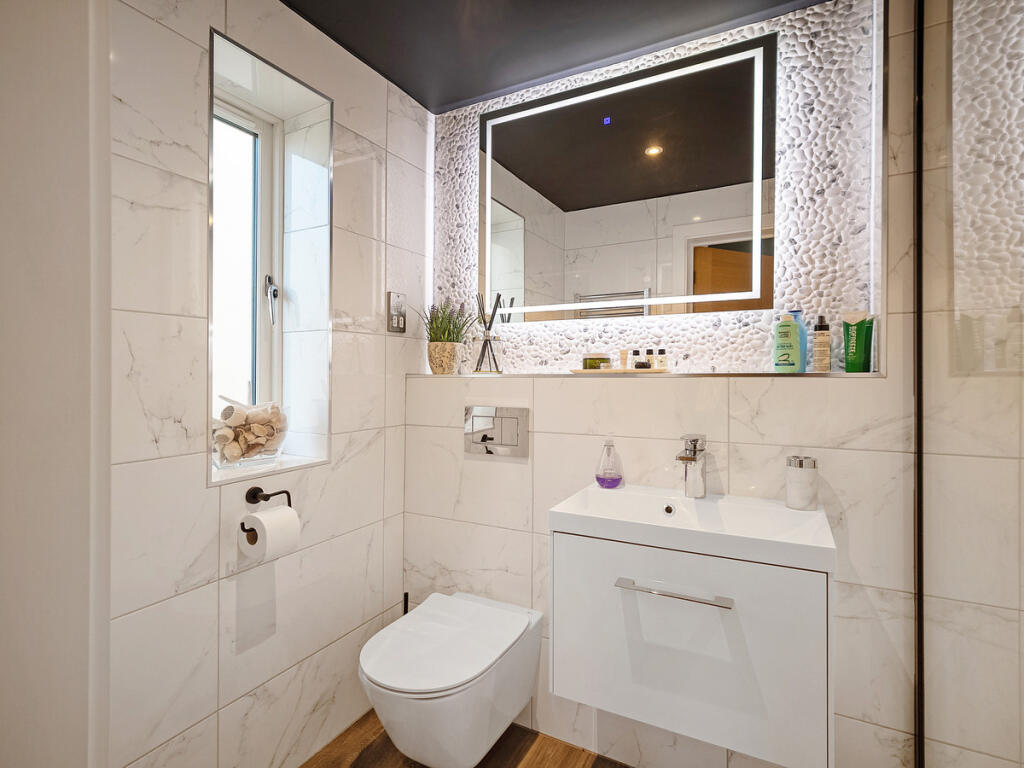 Additional image 27 of Bishops Acre, Lighthorne, Warwickshire CV35 0FH