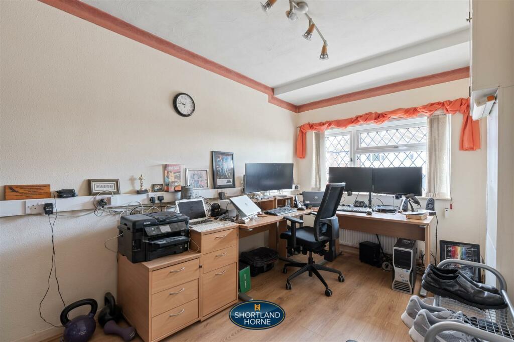 Additional image 17 of Knoll Drive, Styvechale, Coventry