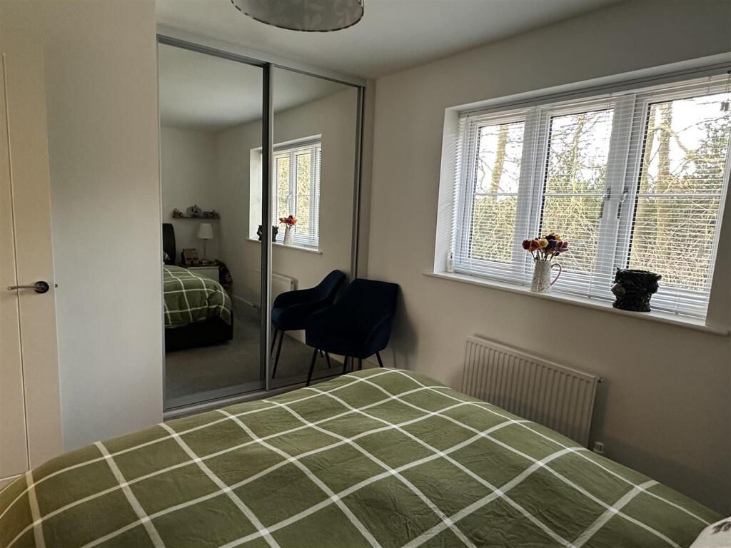 Additional image 13 of Devis Drive, Kenilworth ** QUIET LOCATION **