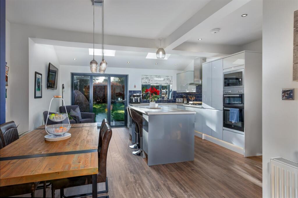 Additional image 31 of Landor Road, Whitnash, Leamington Spa