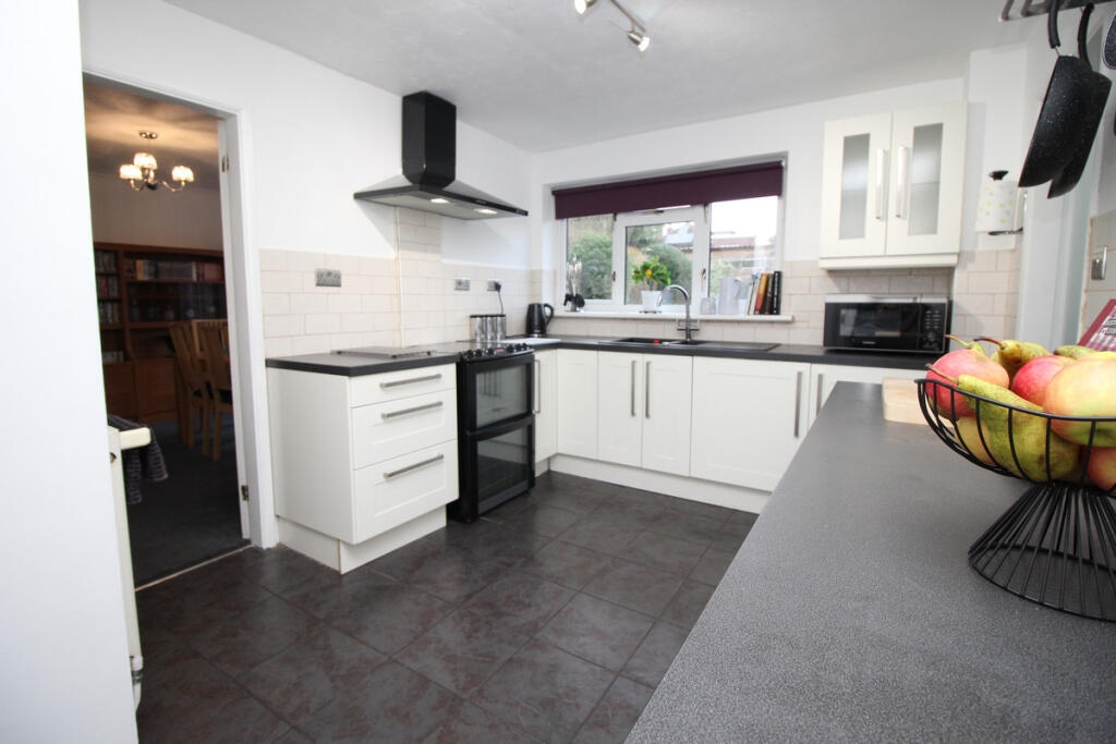 Additional image 16 of Sandown Close, Leamington Spa, CV32