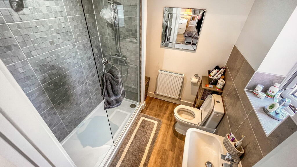Additional image 20 of Over 2,000sqft Perfect Family Home! Russett Avenue, Nuneaton, CV11 6YW