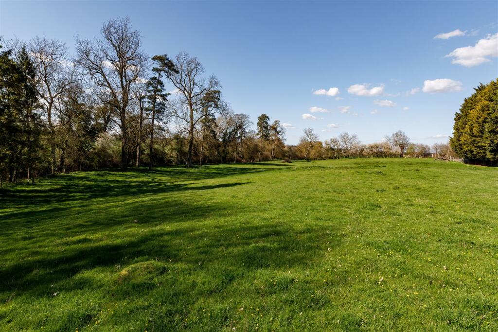 Additional image 24 of Banbury Road, Ladbroke, Southam