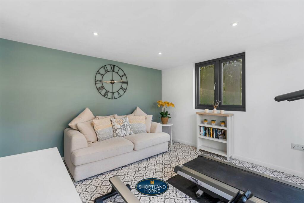 Additional image 35 of Cryfield Heights, Gibbet Hill, Coventry