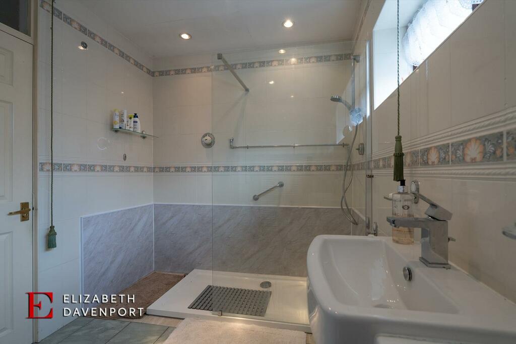 Additional image 20 of Birches Lane, Kenilworth