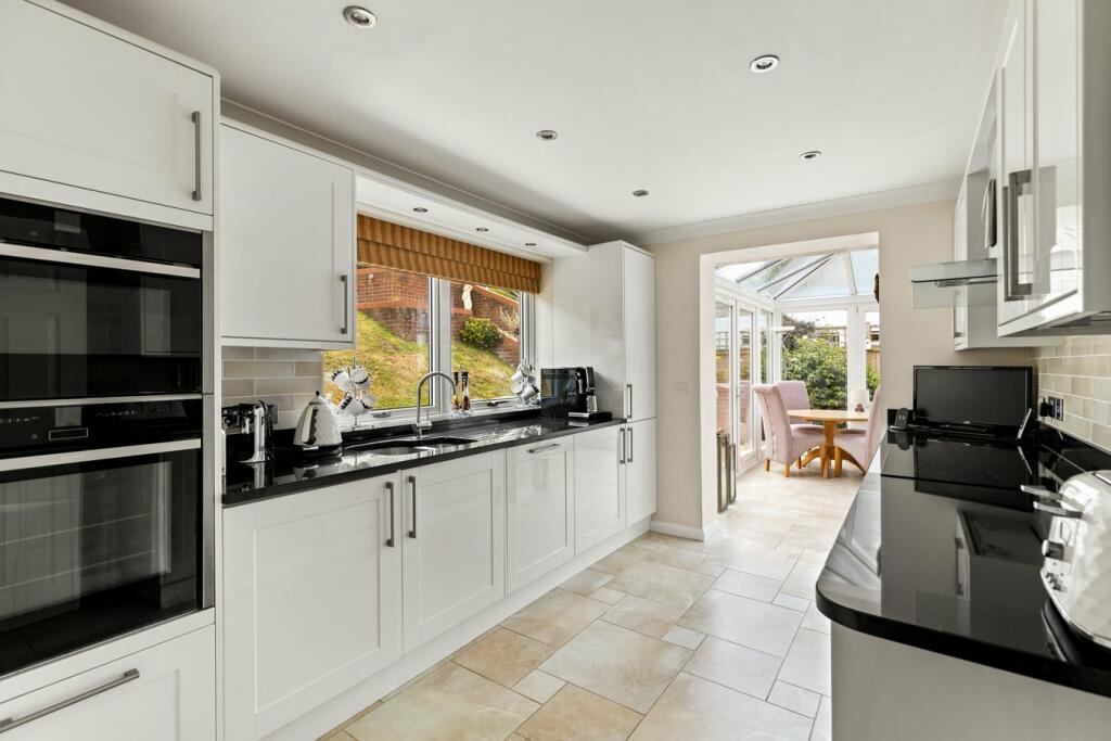 Additional image 11 of Radnor Cliff Crescent, Folkestone, CT20