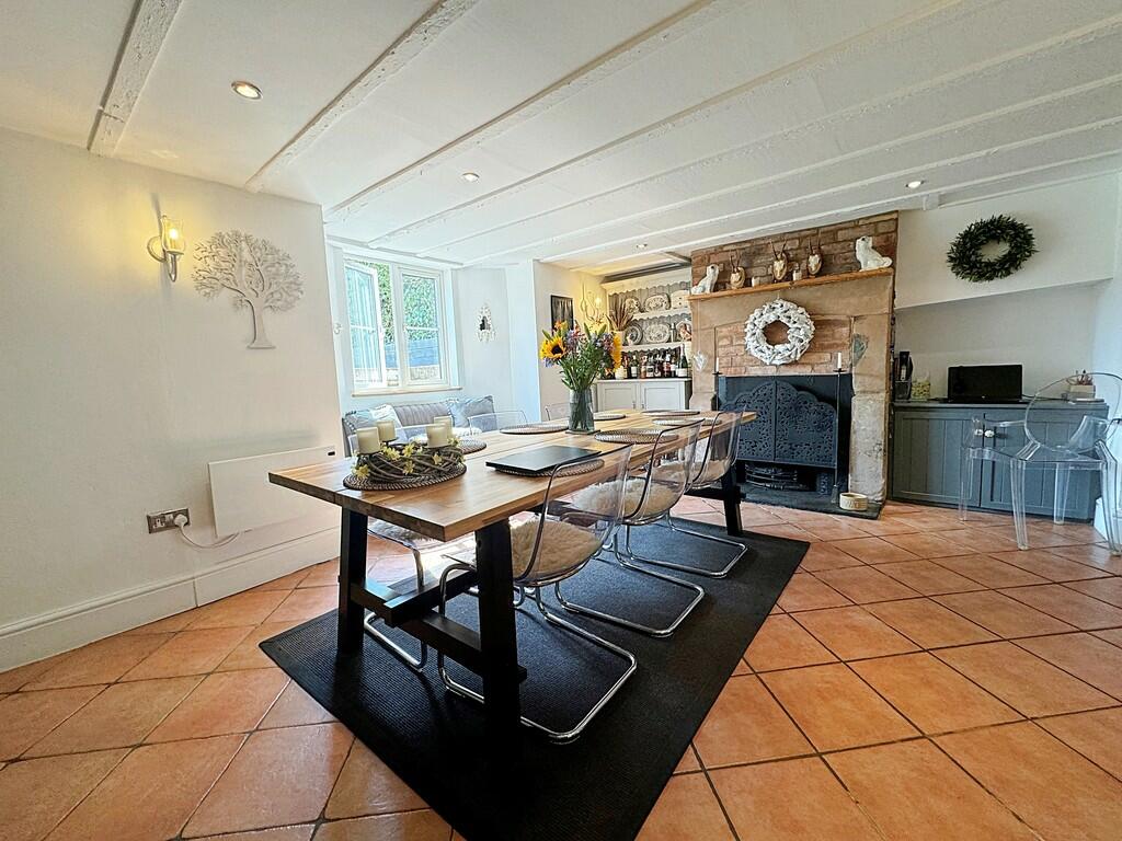 Additional image 23 of Castle Grove, Kenilworth