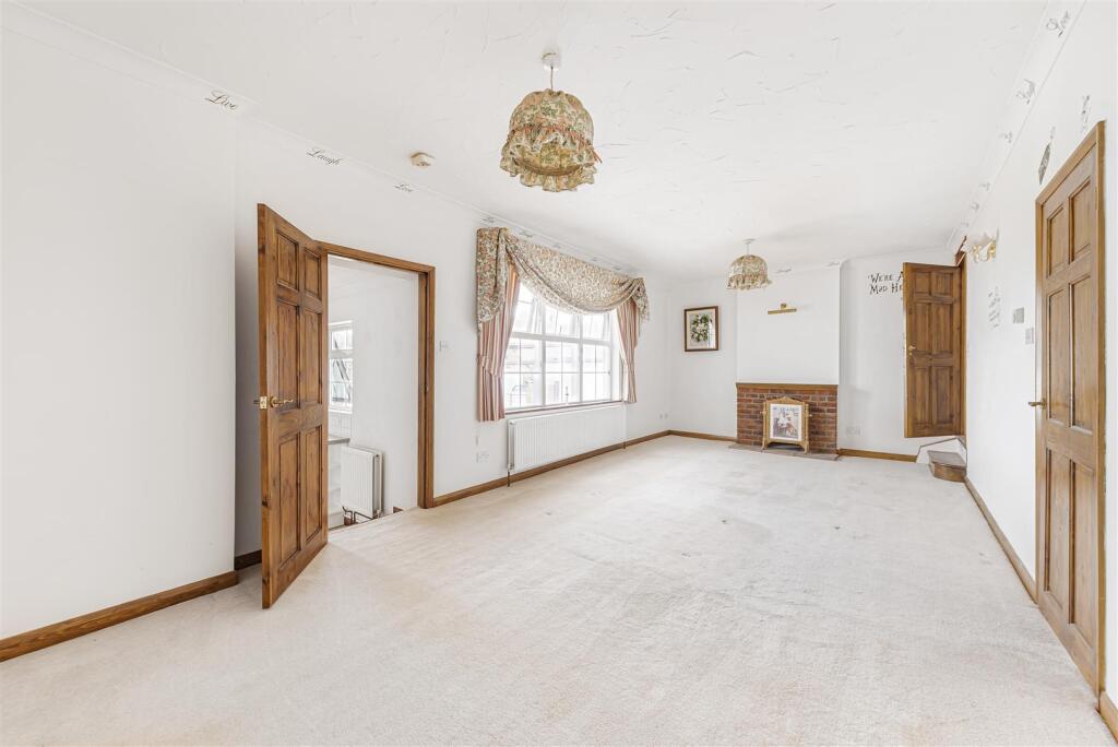Additional image 20 of Gravesend Road, Shorne,