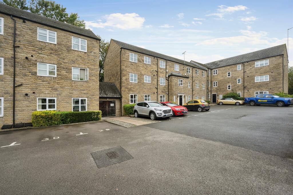 Additional image 15 of Spinnaker Close, Ripley