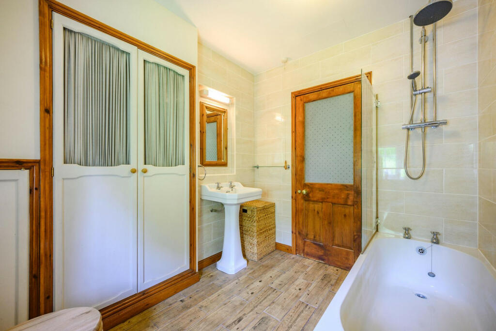 Additional image 38 of Mancetter, Atherstone, CV9 2RL