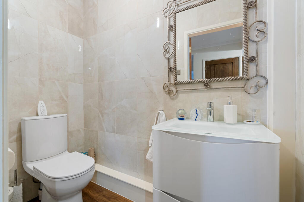 Additional image 17 of Birmingham Road, Stratford-upon-Avon, CV37