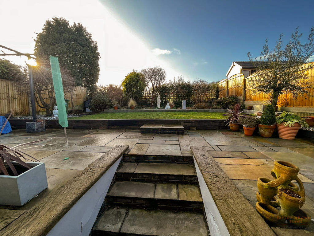 Additional image 18 of England Crescent, Heanor, Derbyshire
