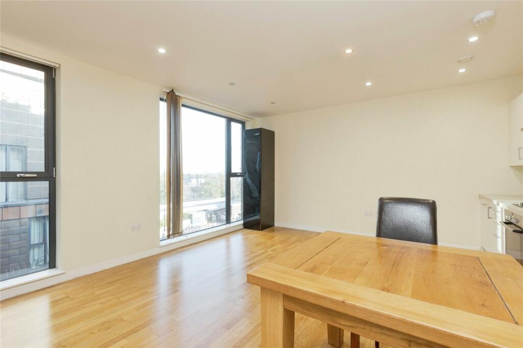 Additional image 12 of Station Road, Sidcup, DA15