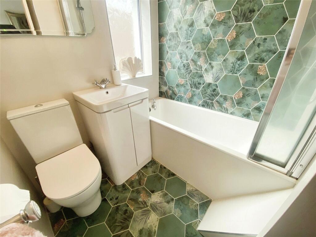 Additional image 8 of Brookdale Road, Nuneaton, Warwickshire, CV10