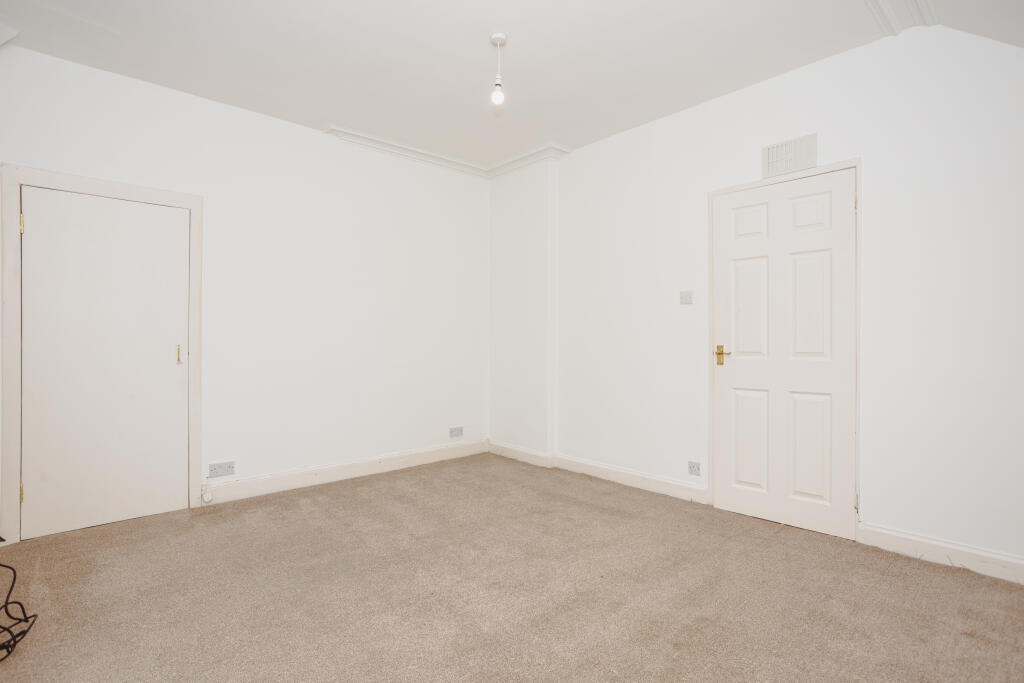 Additional image 19 of Ravetta, Moffat, DG10