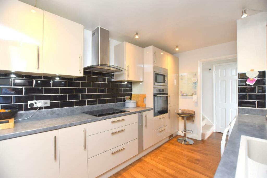 Additional image 3 of Castle Bay, Sandgate