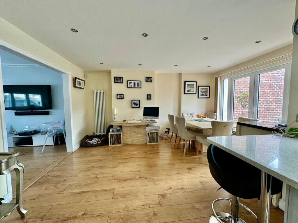 Additional image 16 of Okehampton Crescent, Welling, Kent, DA16