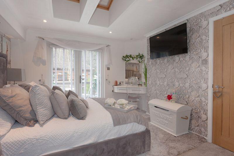 Additional image 19 of Ladera Retreat, Eaton, Congleton