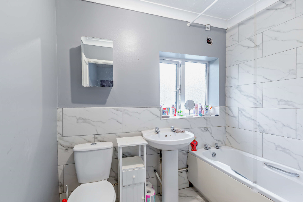 Additional image 8 of Haddon Road, Leamington Spa, Warwickshire, CV32