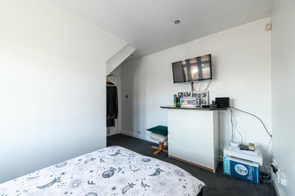 Additional image 24 of Lewis Road, Istead Rise, Gravesend, Kent, DA13