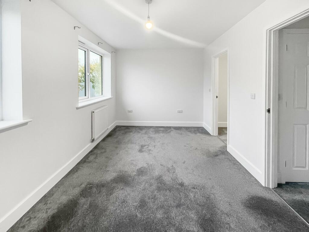 Additional image 11 of West Court Lane, Gravesend, DA12