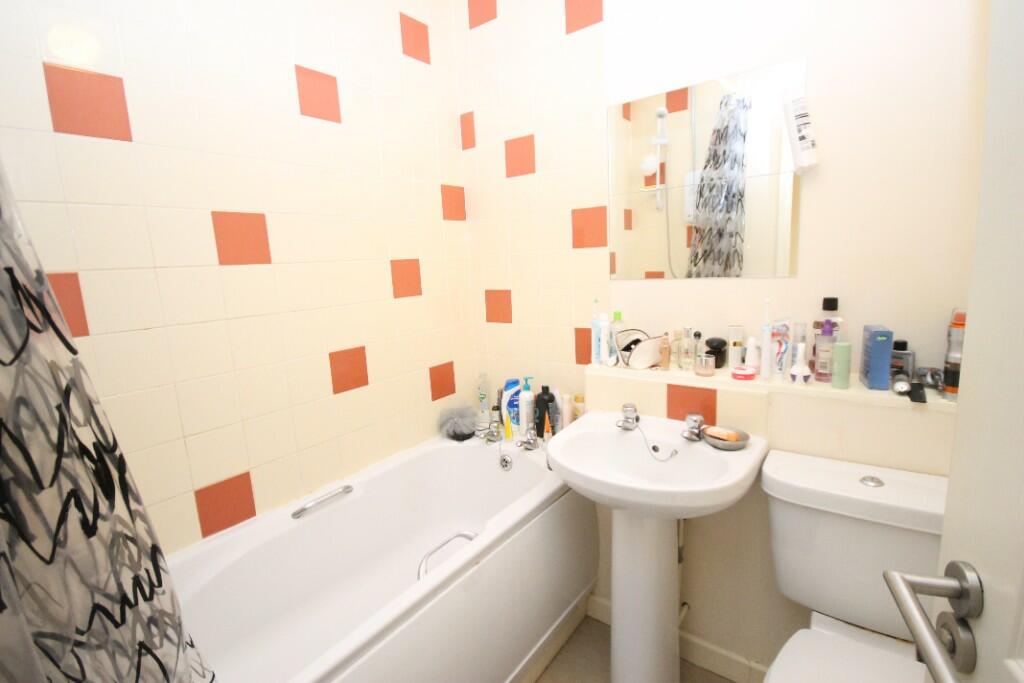 Additional image 6 of Harvon Garth, Rugby, Warwickshire, CV21