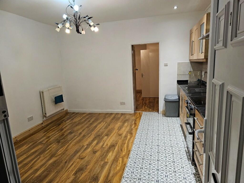 Additional image 2 of Flat 1 Norman Street, Ilkeston, Derbyshire, DE7