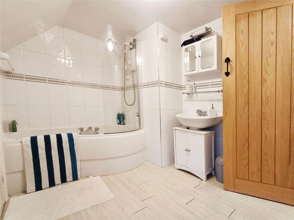 Additional image 4 of The Street, Shorne, Kent, DA12