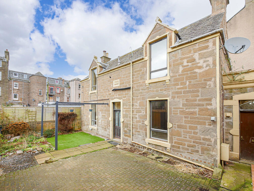 Primary image of 35 Camperdown Street, Lochee, Dundee, DD2 3AR