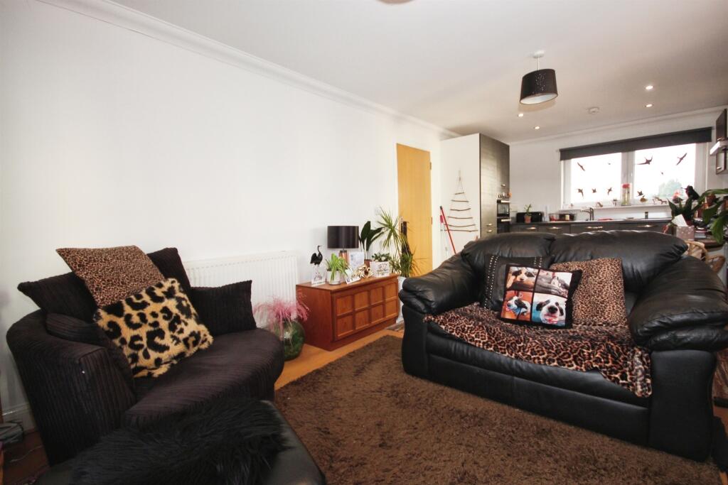 Additional image 7 of Kempton Drive, WARWICK