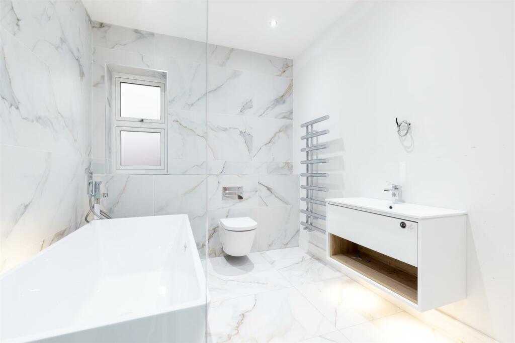 Additional image 38 of OPEN DAY: SATURDAY 15 FEBRUARY BETWEEN 10AM - 1PM. 1 The Mayfair, Audlem Road, Woore