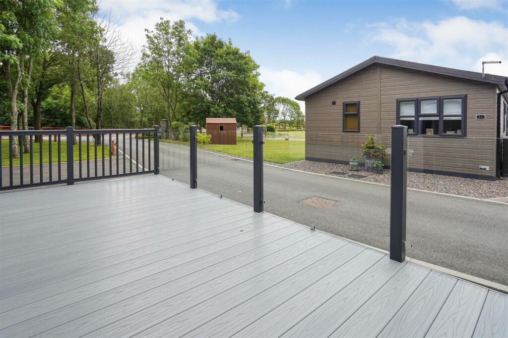 Additional image 13 of Bosworth Lakeside Lodges, Market Bosworth,