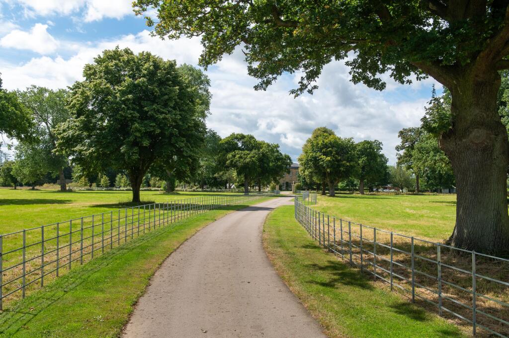 Additional image 30 of Leicester Road, Churchover, Rugby, Warwickshire, CV23.
